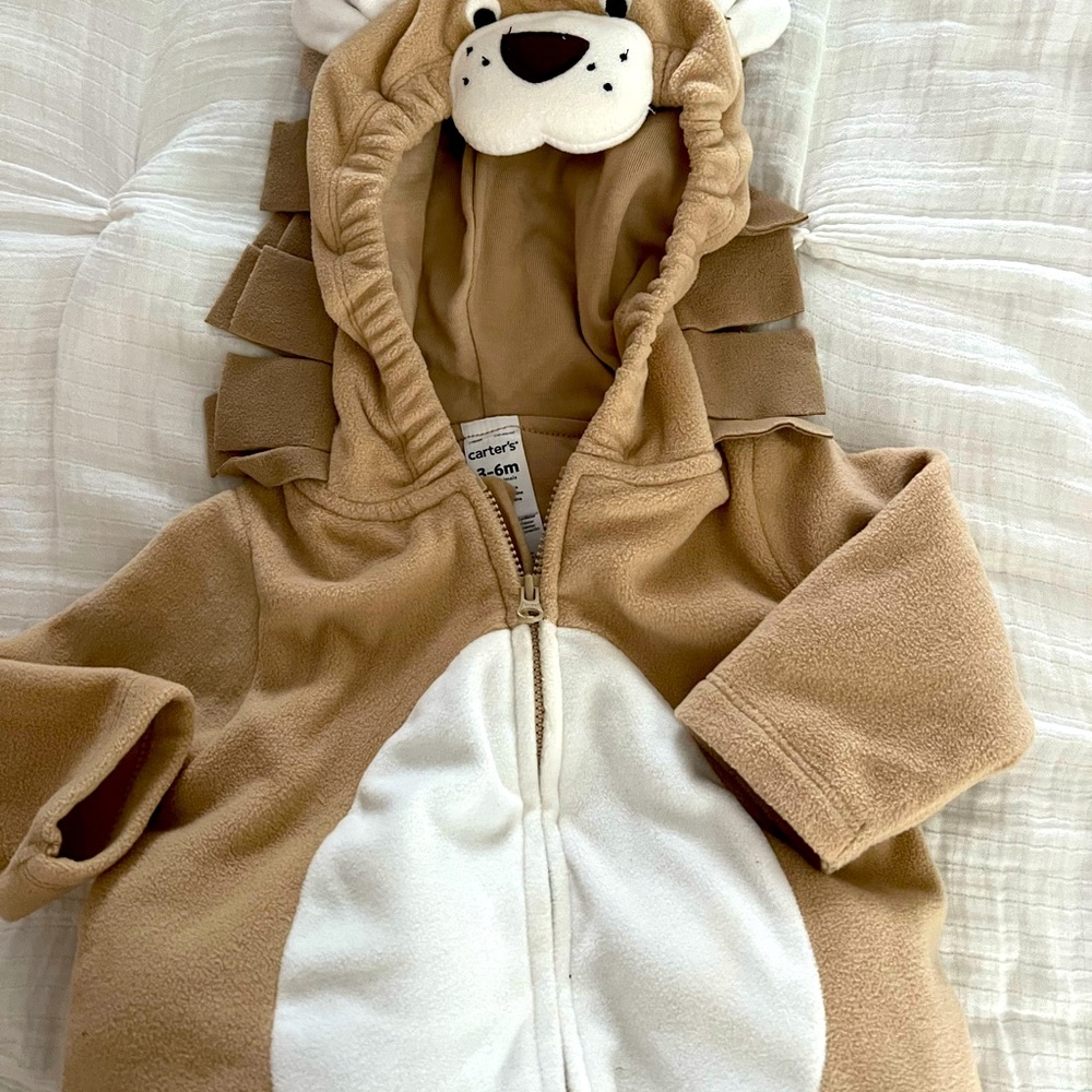 Lion Halloween costume 3-6 months